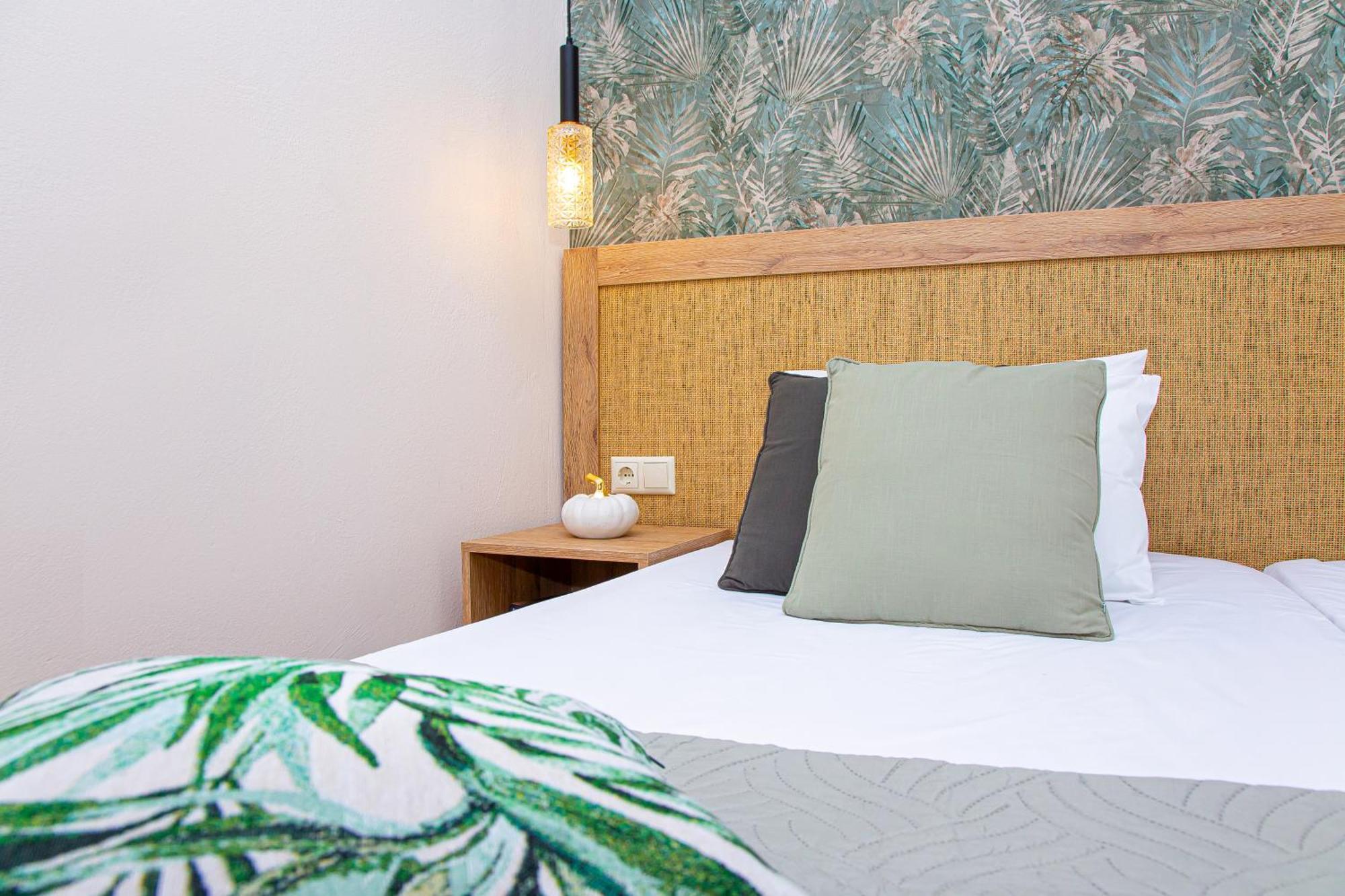 Emerald Hotel 말리아 외부 사진